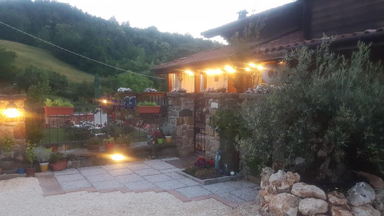 Beb Villa Sorriso San Benedetto Val di Sambro Bagian luar foto